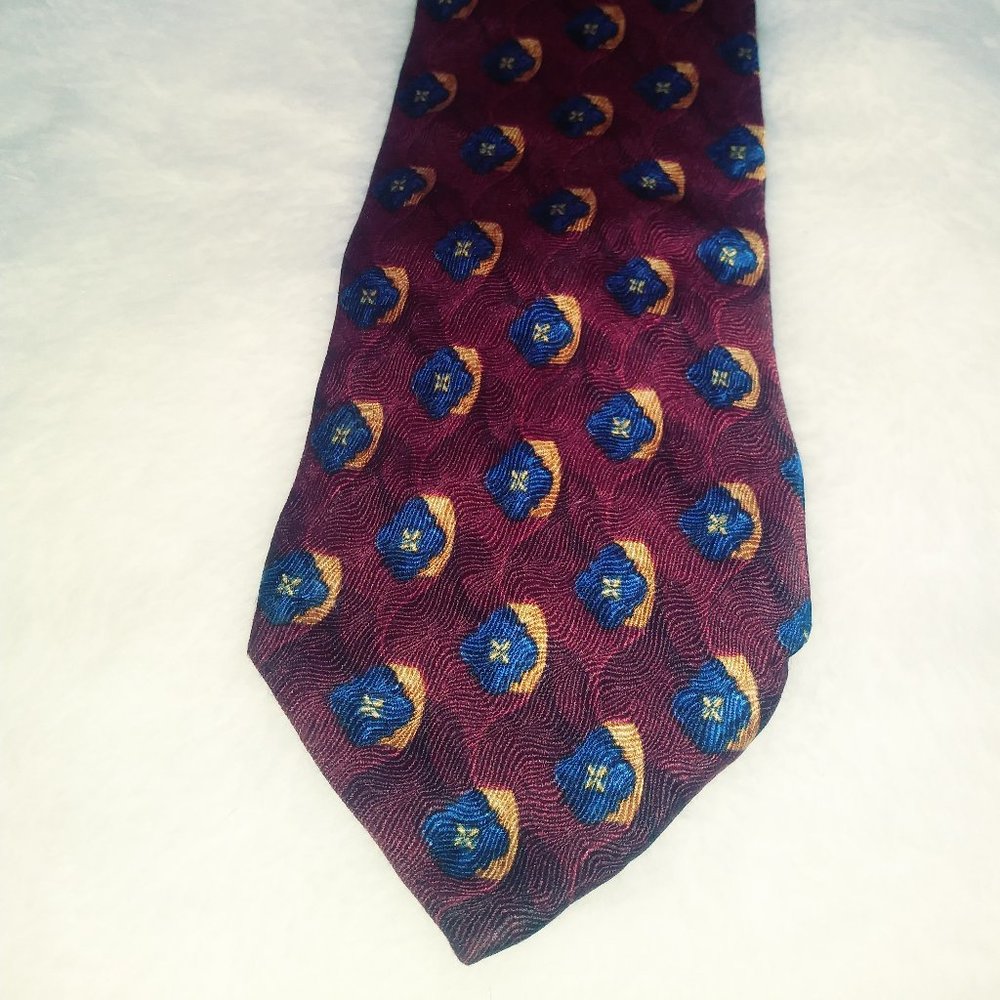 Villa Bolgheri 100% silk tie